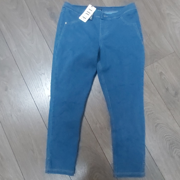 Hue mid-rise capri - Picture 1 of 7